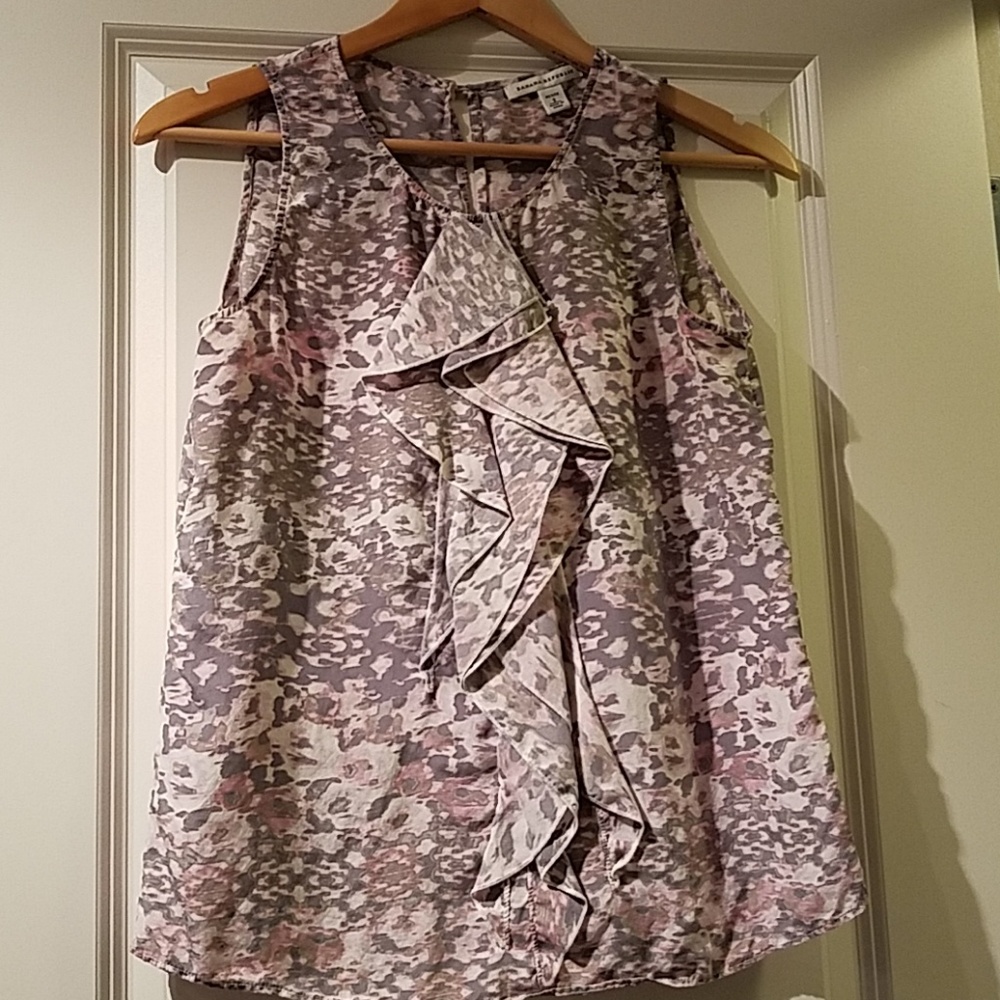 ❤️ 2 for $15 ❤️ Banana Republic Sleeveless Ruffled Blouse-Small